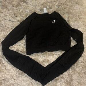 GYM SHARK TOP BLACK LONG SLEEVE